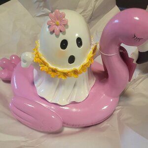 Summerween ghost on a Flamingo viral